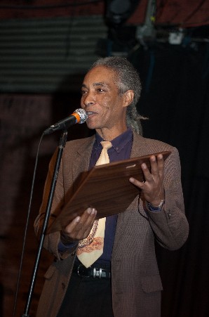 2009 Bridging Divides Award - Harold McMillan